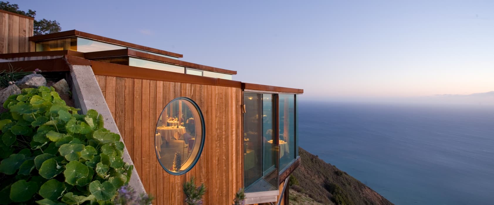 The Most Breathtaking Clifftop Hotels Around the World